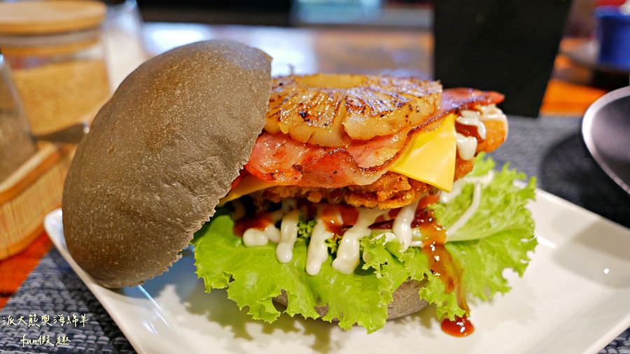 斯威比漢堡 Sweet bits and Burgers︱美味又道地的澳洲漢堡在中興新村!午後飄揚起異國香味～114.8.21重新開幕!