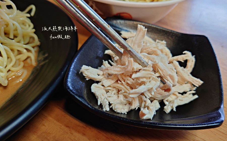 陸地張涼麵×簡記小舖【112.12更名為【口甲霸食坊】︱白天賣到晚上的草屯熱銷涼麵~麵線糊冬季限定!現在又有販售大腸包小腸、嘎嘎麵線 和其他飯類! - 第11張圖 陸地張涼麵×簡記小舖【112.12更名為【口甲霸食坊】︱白天賣到晚上的草屯熱銷涼麵~麵線糊冬季限定!現在又有販售大腸包小腸、嘎嘎麵線 和其他飯類!