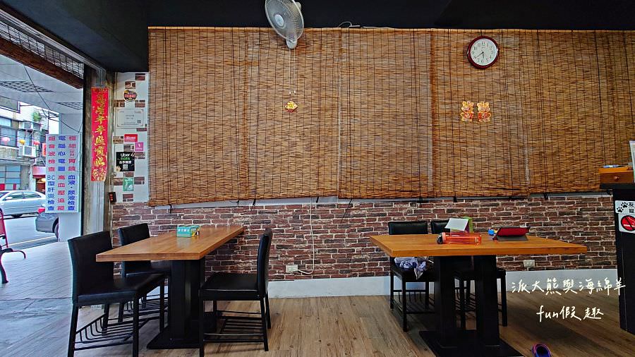 陸地張涼麵×簡記小舖【112.12更名為【口甲霸食坊】︱白天賣到晚上的草屯熱銷涼麵~麵線糊冬季限定!現在又有販售大腸包小腸、嘎嘎麵線 和其他飯類! - 第4張圖 陸地張涼麵×簡記小舖【112.12更名為【口甲霸食坊】︱白天賣到晚上的草屯熱銷涼麵~麵線糊冬季限定!現在又有販售大腸包小腸、嘎嘎麵線 和其他飯類!