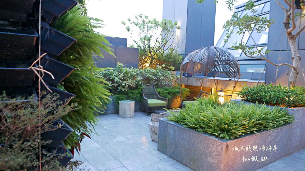 台北新板希爾頓酒店｜新北首間國際連鎖五星酒店住宿心得、板橋奢華感滿點入住首選推薦～Market Flavor 悅市集自助餐廳吃到飽!睽違15年重新返回臺灣，於2018年10月盛大再開幕!