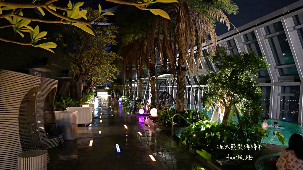 台北新板希爾頓酒店｜新北首間國際連鎖五星酒店住宿心得、板橋奢華感滿點入住首選推薦～Market Flavor 悅市集自助餐廳吃到飽!睽違15年重新返回臺灣，於2018年10月盛大再開幕!