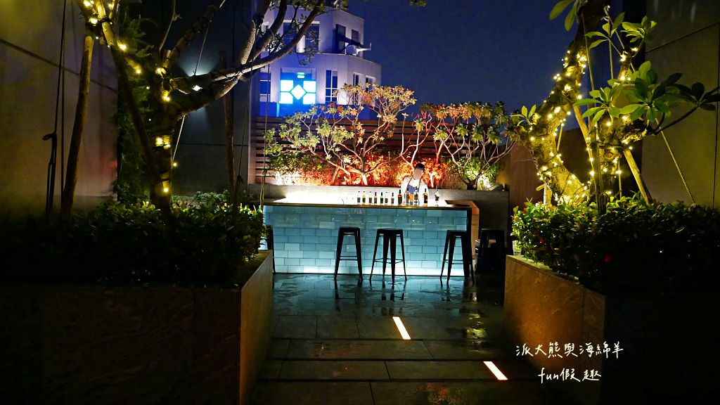 台北新板希爾頓酒店｜新北首間國際連鎖五星酒店住宿心得、板橋奢華感滿點入住首選推薦～Market Flavor 悅市集自助餐廳吃到飽!睽違15年重新返回臺灣，於2018年10月盛大再開幕!