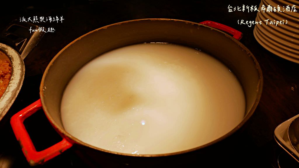 台北新板希爾頓酒店｜新北首間國際連鎖五星酒店住宿心得、板橋奢華感滿點入住首選推薦～Market Flavor 悅市集自助餐廳吃到飽!睽違15年重新返回臺灣，於2018年10月盛大再開幕!