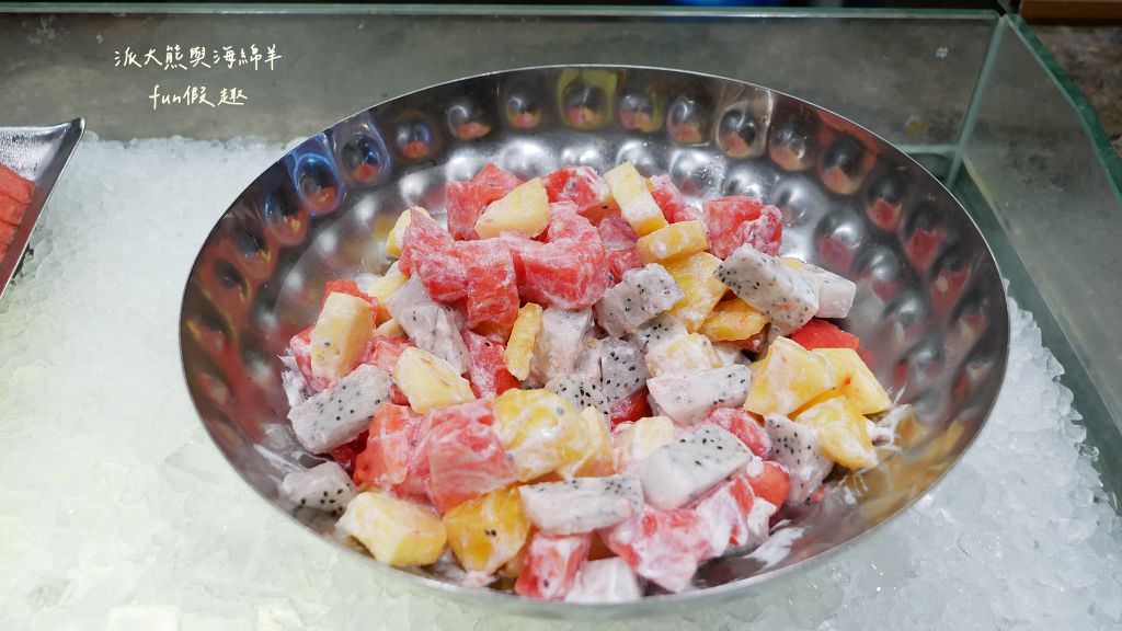 台北新板希爾頓酒店｜新北首間國際連鎖五星酒店住宿心得、板橋奢華感滿點入住首選推薦～Market Flavor 悅市集自助餐廳吃到飽!睽違15年重新返回臺灣，於2018年10月盛大再開幕!