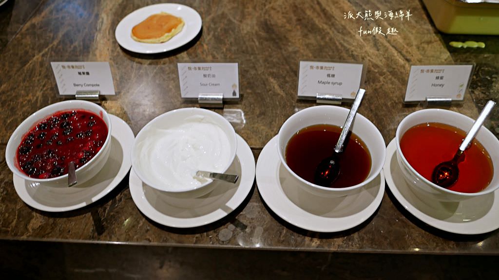 台北新板希爾頓酒店｜新北首間國際連鎖五星酒店住宿心得、板橋奢華感滿點入住首選推薦～Market Flavor 悅市集自助餐廳吃到飽!睽違15年重新返回臺灣，於2018年10月盛大再開幕!