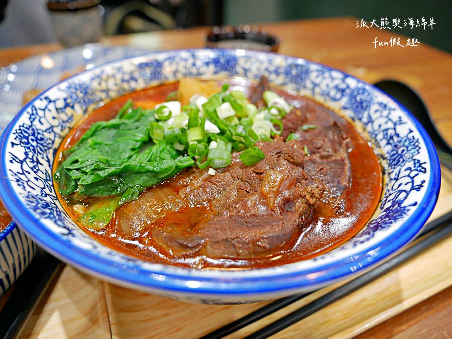 小初店︱臺中南屯必吃國民排隊美食與每日限量極厚牛肉麵!2022-2024年米其林臺中必比登推介美味～食尚玩家採訪的台中美食