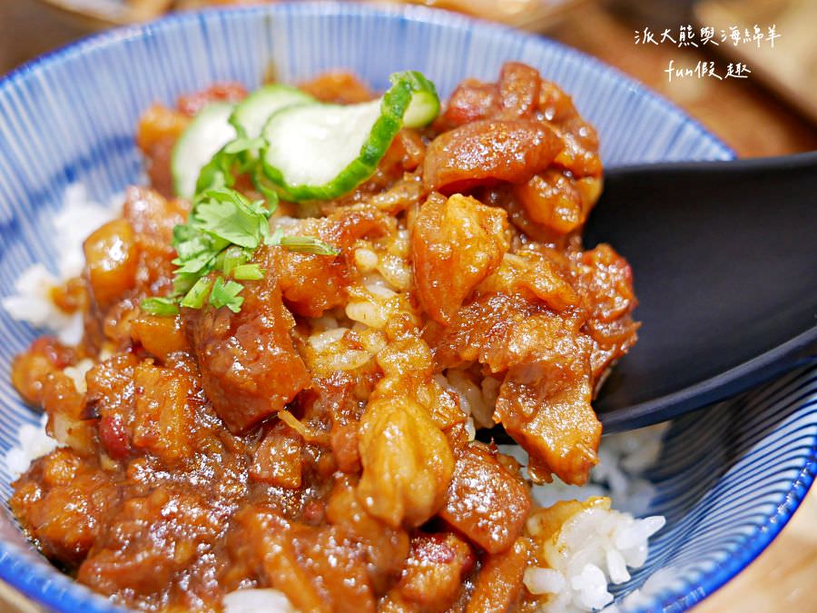 小初店︱臺中南屯必吃國民排隊美食與每日限量極厚牛肉麵!2022-2024年米其林臺中必比登推介美味～食尚玩家採訪的台中美食