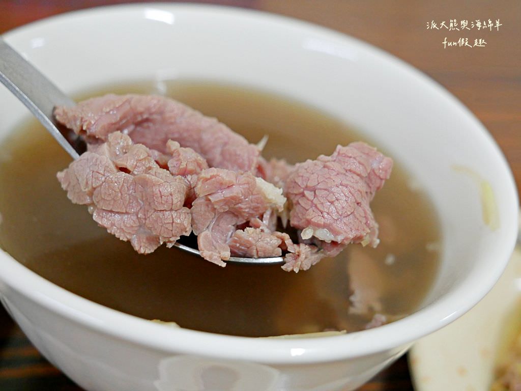 何紀牛肉湯︱臺南學甲在地隱藏高CP值牛肉湯美食推薦～107.10開幕