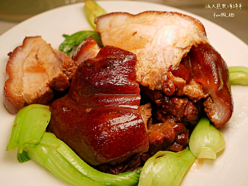 拾粵茶餐館外帶年菜︱2023草屯豪華精緻媲美五星飯店的限量港式年菜組合～@開箱體驗