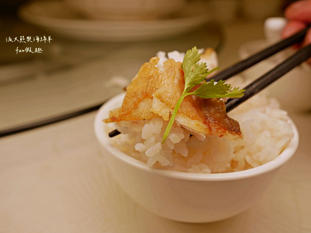 拾粵茶餐館外帶年菜︱2023草屯豪華精緻媲美五星飯店的限量港式年菜組合～@開箱體驗