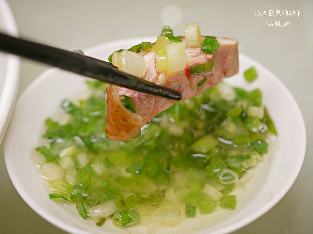 拾粵茶餐館外帶年菜︱2023草屯豪華精緻媲美五星飯店的限量港式年菜組合～@開箱體驗