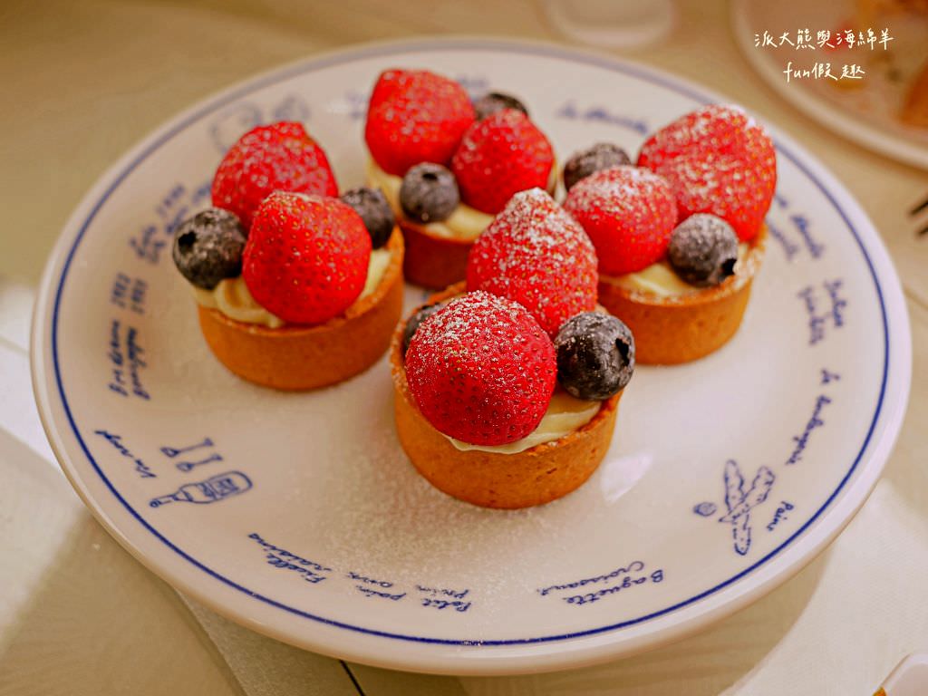 拾粵茶餐館外帶年菜︱2023草屯豪華精緻媲美五星飯店的限量港式年菜組合～@開箱體驗