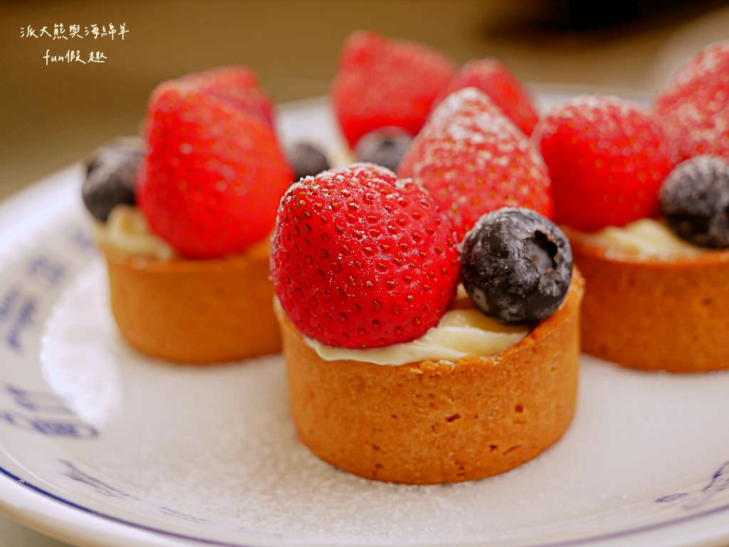 拾粵茶餐館外帶年菜︱2023草屯豪華精緻媲美五星飯店的限量港式年菜組合～@開箱體驗