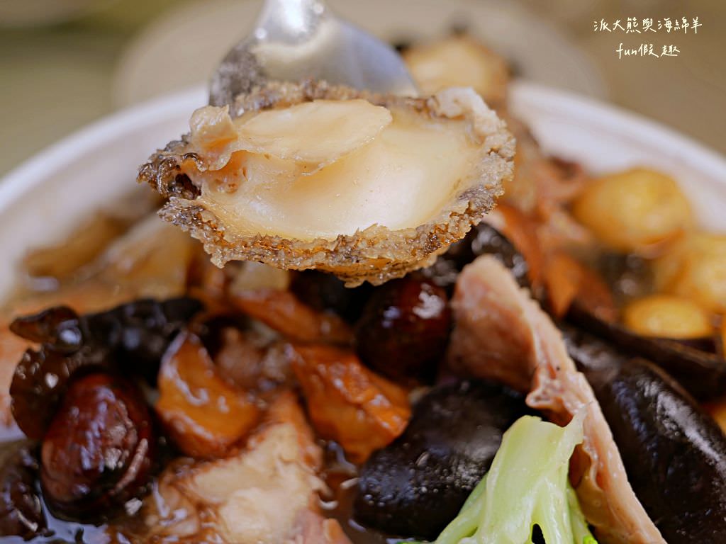 拾粵茶餐館外帶年菜︱2023草屯豪華精緻媲美五星飯店的限量港式年菜組合～@開箱體驗