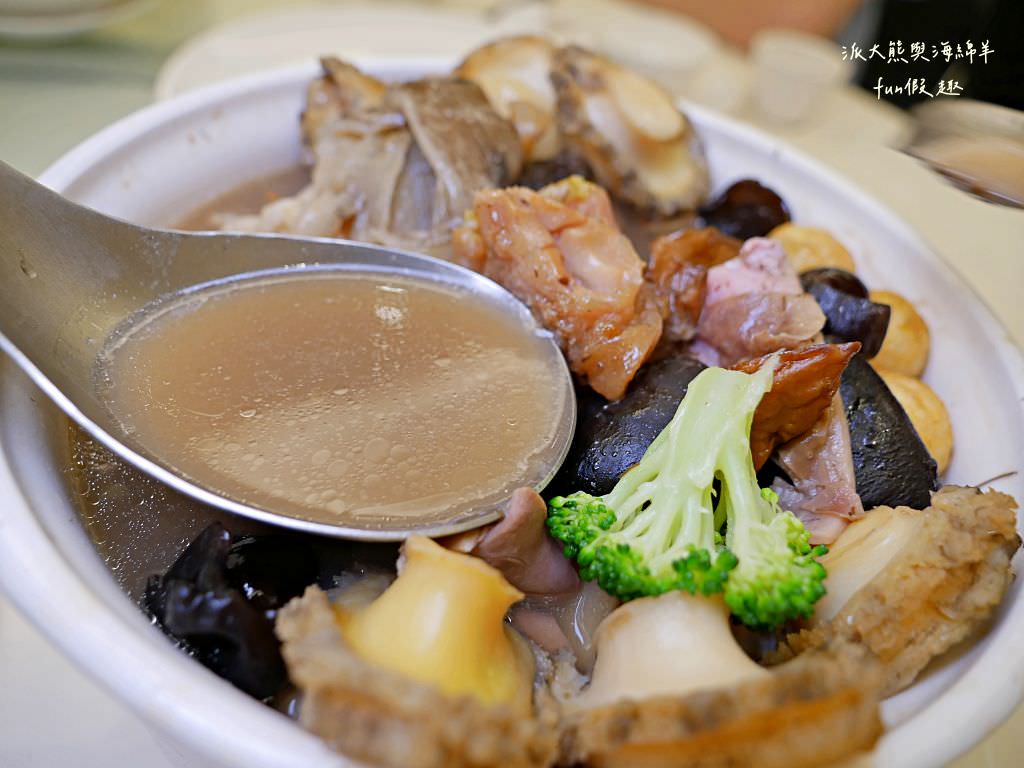 拾粵茶餐館外帶年菜︱2023草屯豪華精緻媲美五星飯店的限量港式年菜組合～@開箱體驗