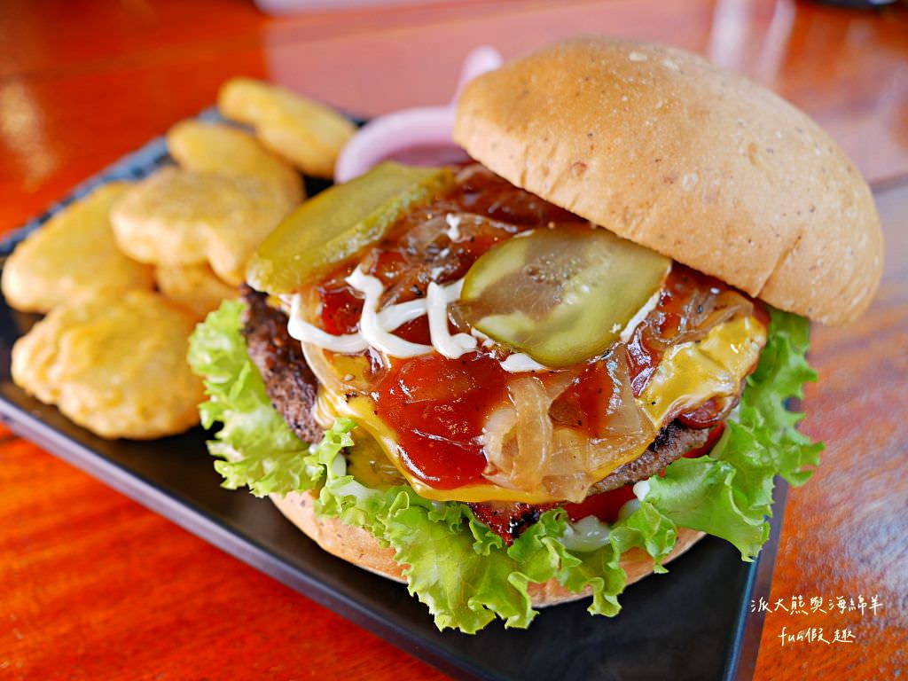 斯威比漢堡 Sweet bits and Burgers︱美味又道地的澳洲漢堡在中興新村!午後飄揚起異國香味～114.8.21重新開幕!