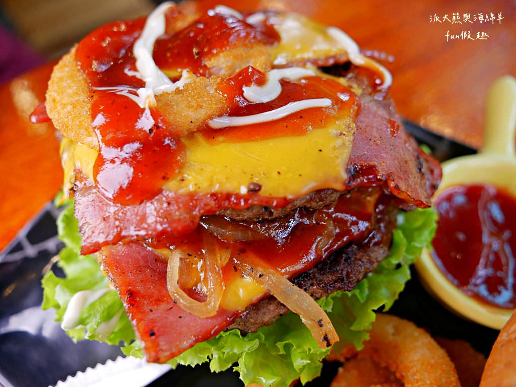 斯威比漢堡 Sweet bits and Burgers︱美味又道地的澳洲漢堡在中興新村!午後飄揚起異國香味～114.8.21重新開幕!