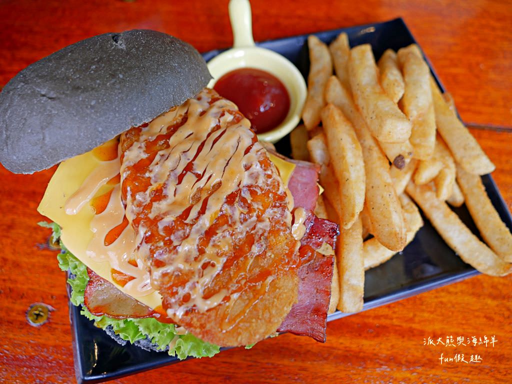 斯威比漢堡 Sweet bits and Burgers︱美味又道地的澳洲漢堡在中興新村!午後飄揚起異國香味～114.8.21重新開幕!