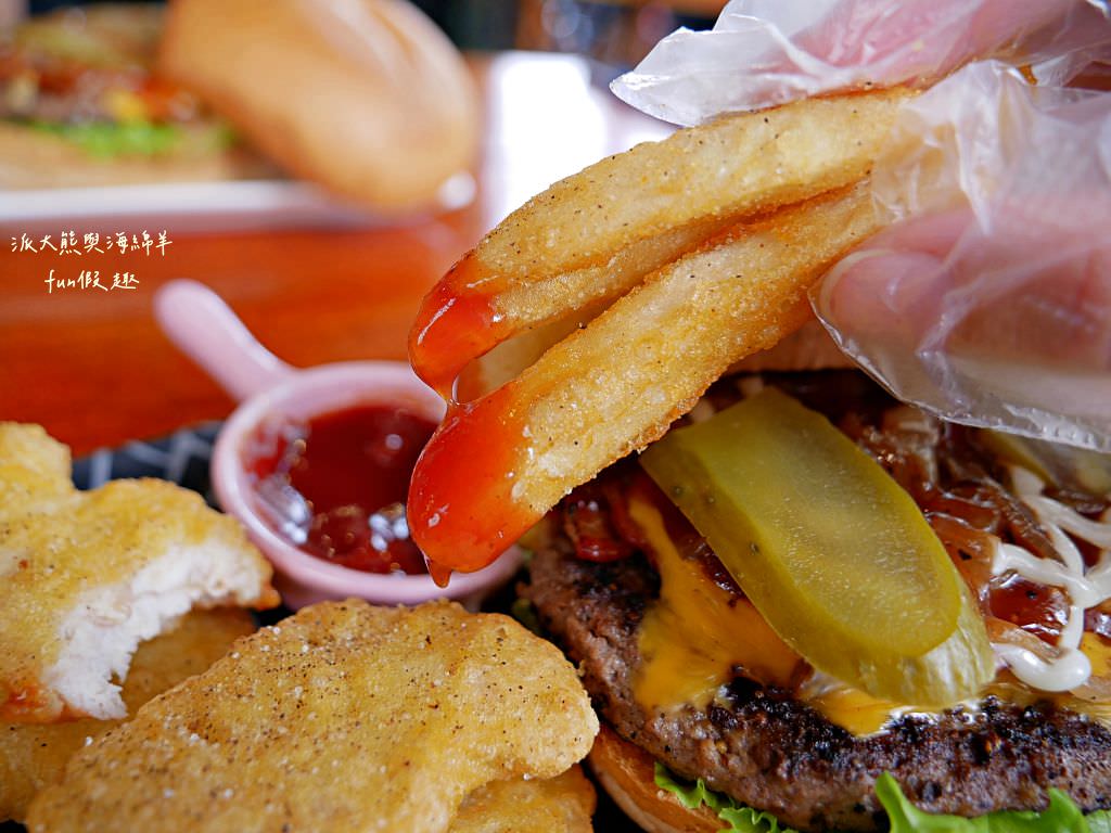 斯威比漢堡 Sweet bits and Burgers︱美味又道地的澳洲漢堡在中興新村!午後飄揚起異國香味～114.8.21重新開幕!