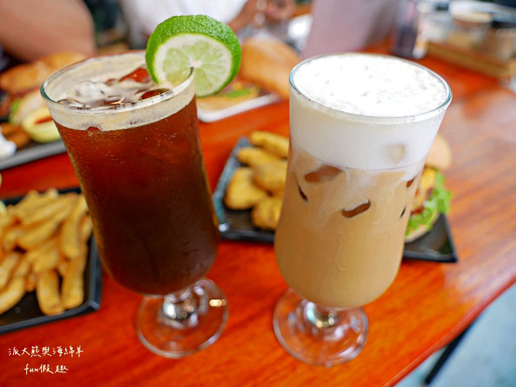 斯威比漢堡 Sweet bits and Burgers︱美味又道地的澳洲漢堡在中興新村!午後飄揚起異國香味～114.8.21重新開幕!