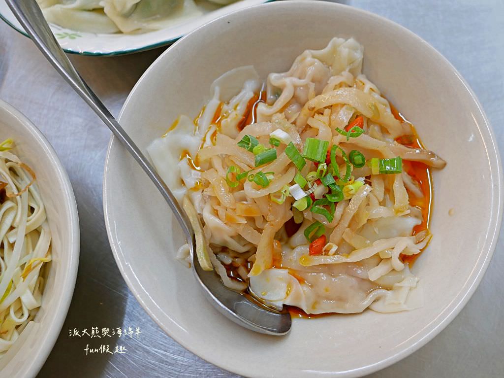 合川麵食館︱轉角遇見草屯美味的在地家常麵館，不論是麵食、餃子還是炒飯都有自己的風味～111.9