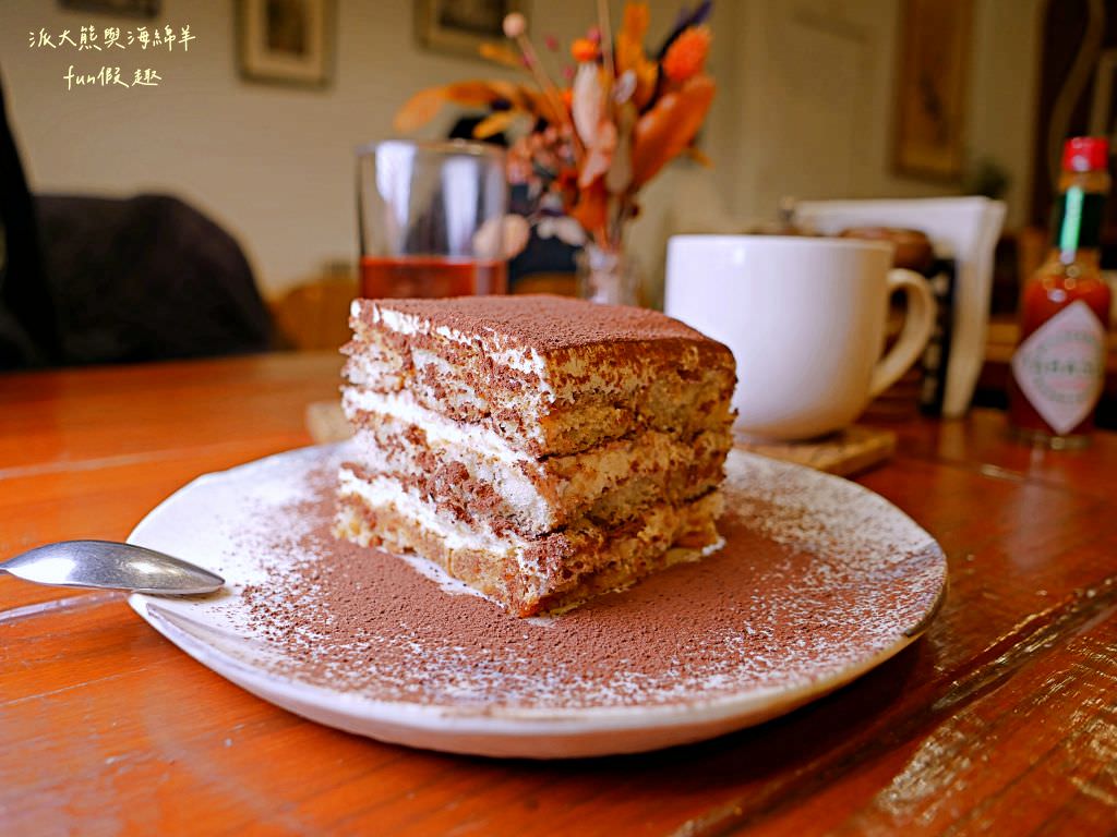 衛蕾原味攻坊the Pot&Pan Bakery and Dining︱隱藏在中興新村裡的異國風鄉村餐館&手作美食，自2013開幕至今～