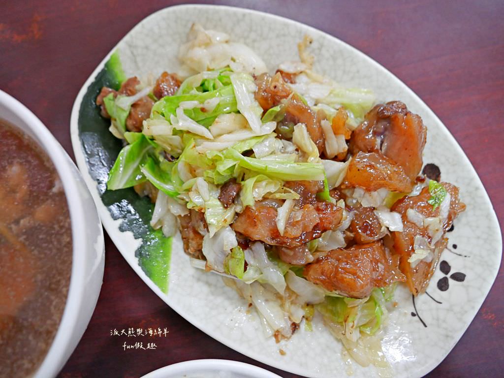 順德土產牛肉︱學甲除了特產虱目魚，更有超猛每日限量頂級溫體牛肉湯，晚來就吃不到!!!2024.1月米其林必比登新入選‼️