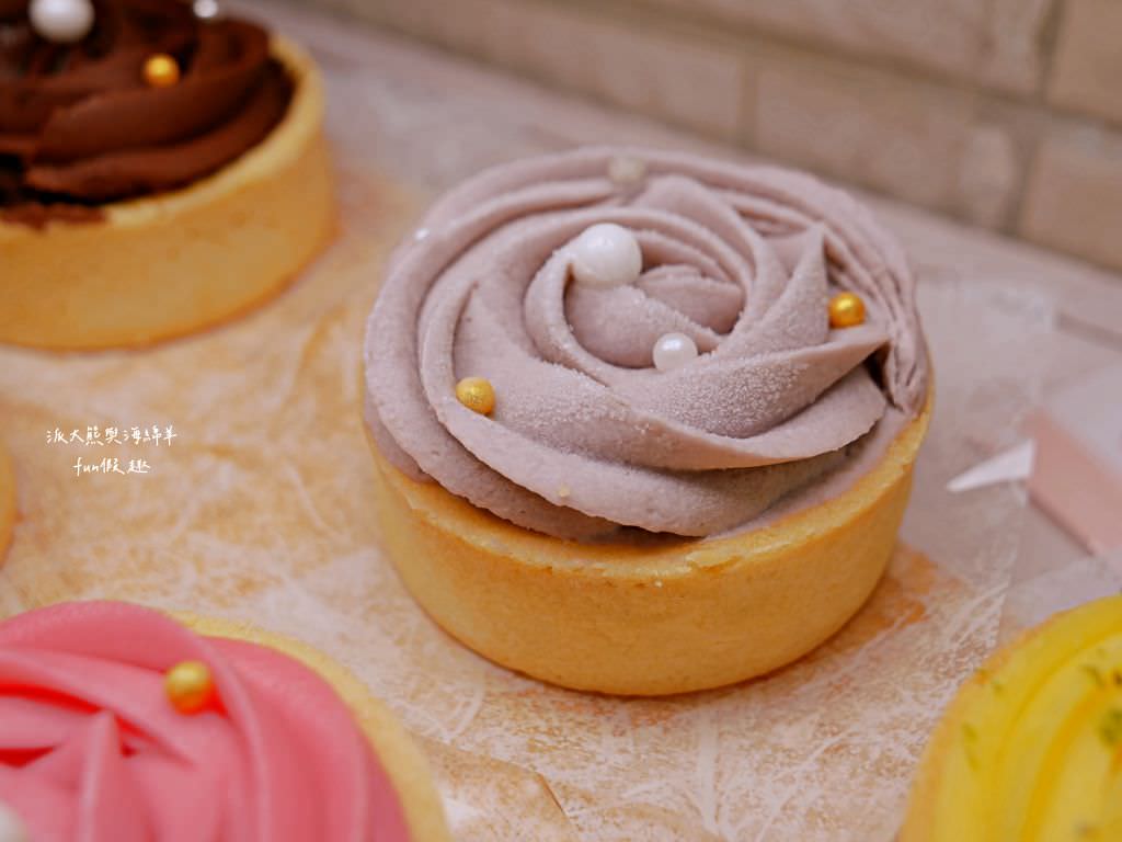 夢幻麥田甜品小舖︱體驗色彩繽紛且口味多變的綜合玫瑰塔甜點6入組合，快來開箱看看吧～@業配合作文～