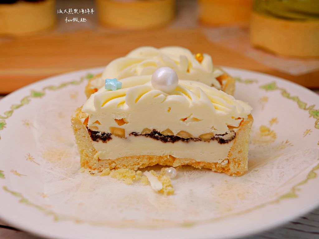 夢幻麥田甜品小舖︱體驗色彩繽紛且口味多變的綜合玫瑰塔甜點6入組合，快來開箱看看吧～@業配合作文～