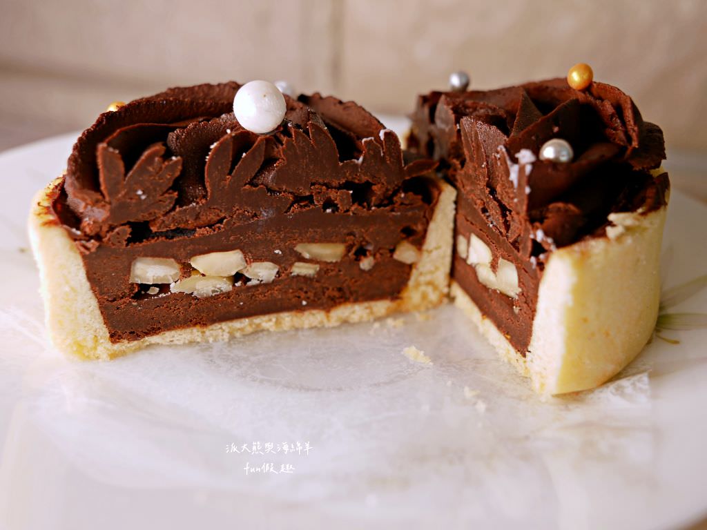 夢幻麥田甜品小舖︱體驗色彩繽紛且口味多變的綜合玫瑰塔甜點6入組合，快來開箱看看吧～@業配合作文～