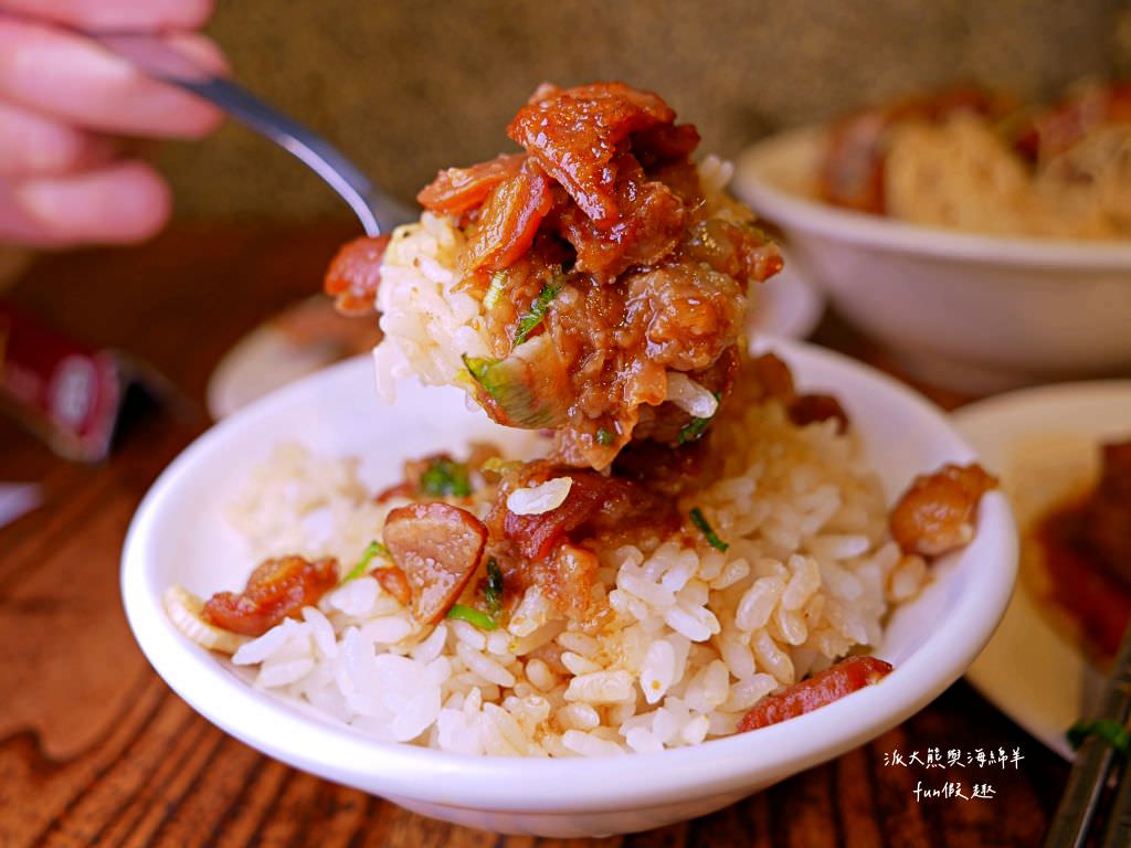 富狀元豬腳︱2023年臺中米其林必比登推介4連霸、人潮絡繹不絕、無懈可擊的古早味豬腳～2023閏二月記得來添福添壽