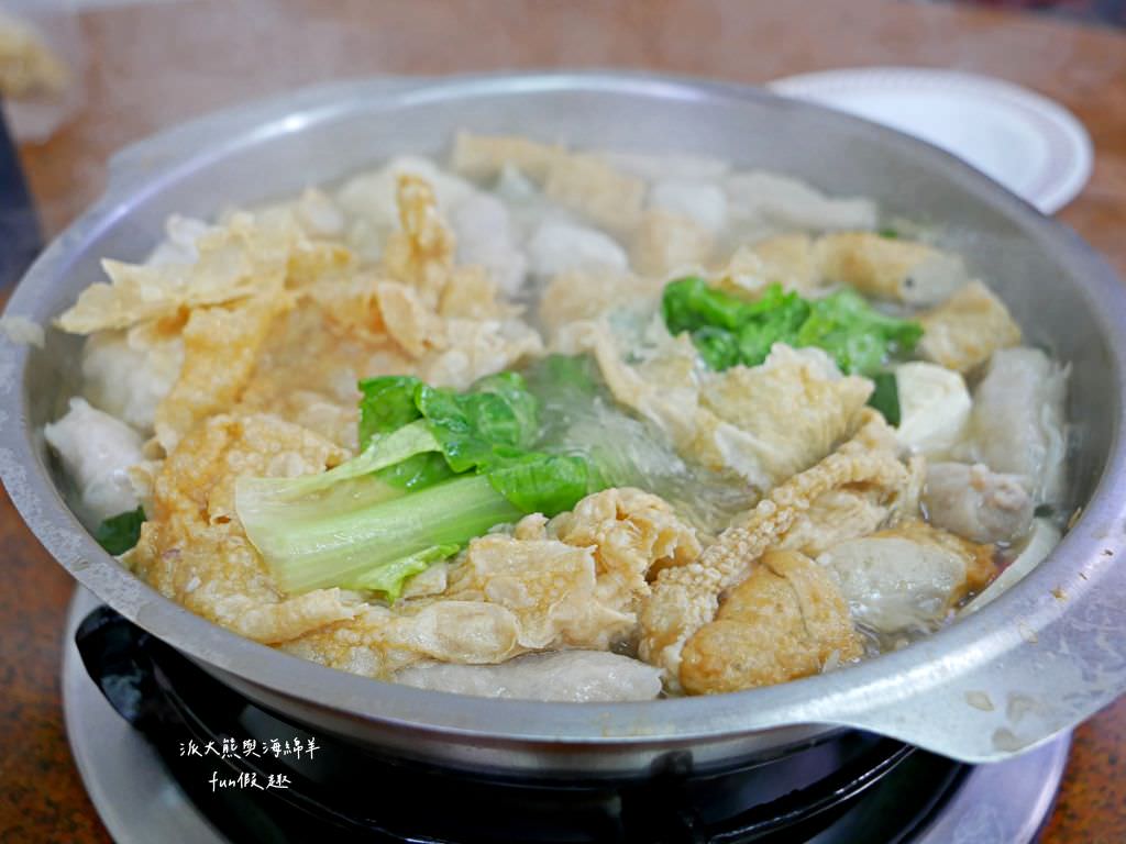 汕頭天天沙茶火鍋︱高雄鹽埕飄香逾70年的在地老店，濃厚刺扁魚湯頭與祖傳秘製沙茶醬，共譜潮汕好滋味，開店即爆棚，沒訂位就只能碰運氣!食尚玩家介紹2次～