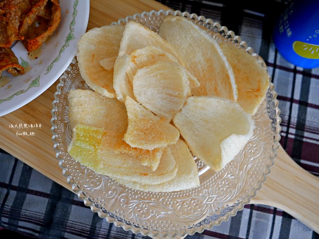 經脆脆洋蔥脆片、酥脆雞皮餅乾─經典白胡椒、椒香麻辣︱經脆脆快閃櫃在新光三越台南小西門哦!100%洋蔥脆片顛覆感官想像的超真實零嘴，是追劇、小酌、下午茶的最佳拍檔，低碳水零食吃完整包也毫無罪惡感!體驗業配文～「永恆選物」獨家總代理品牌，辦公室下午茶、鹹餅乾推薦!