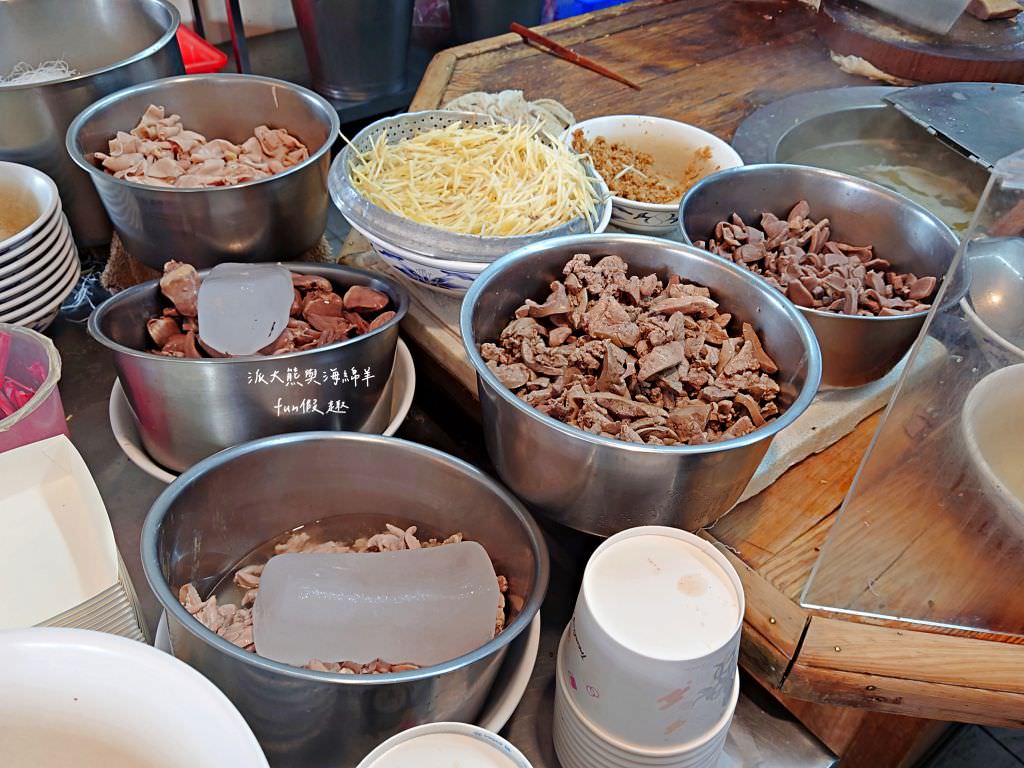 鴨肉珍︱走過一甲子的好滋味，在地人也愛吃的日常美食，入榜2022年米其林高雄必比登推介!!!食尚玩家已採訪～