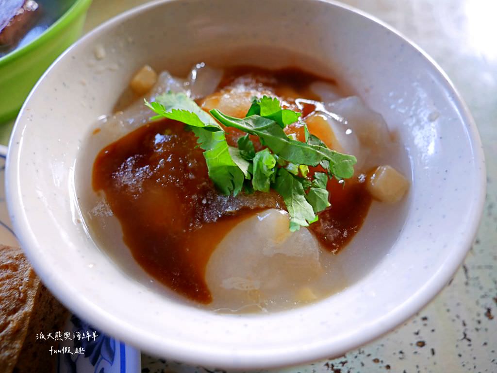 包尾橋頭臭豆腐︱南投市區酥脆帶香的神祕振興橋頭邊臭豆腐～2訪更新囉!酥脆美味又涮嘴的臭豆腐～