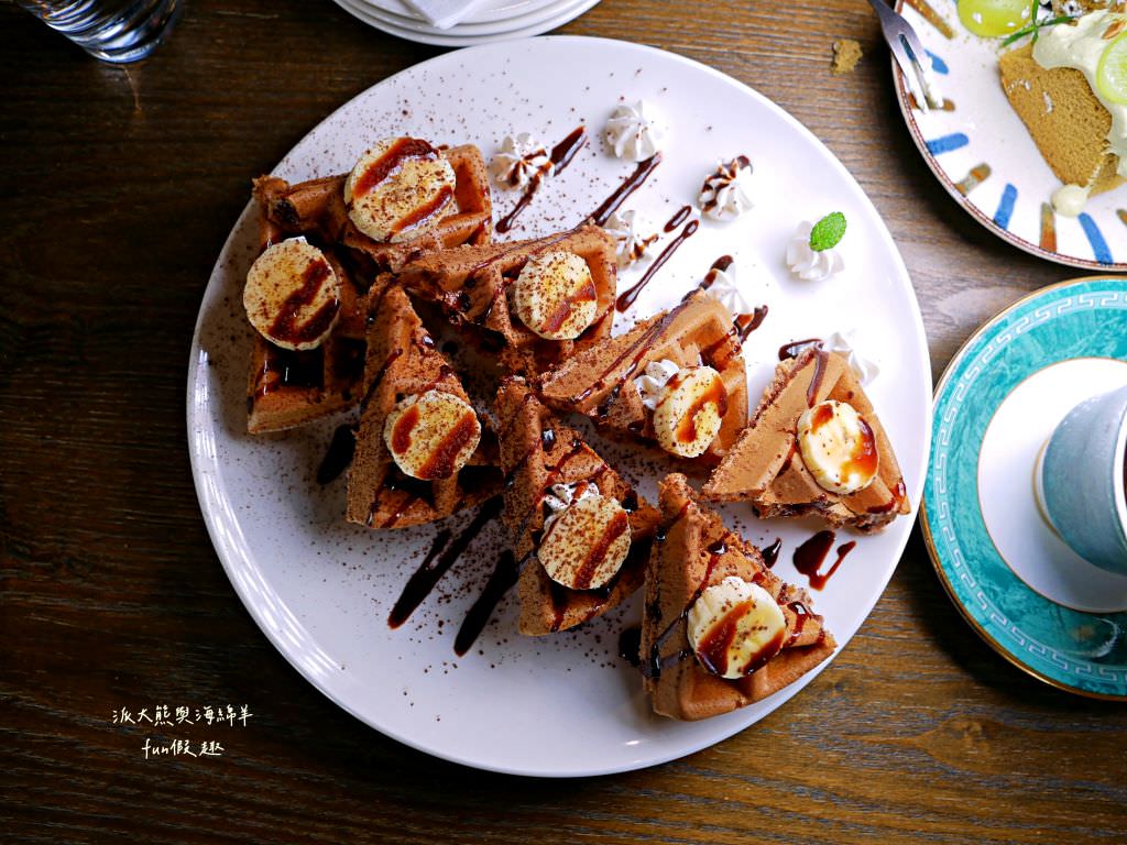 拾悅咖啡•Take Fun｜靜謐不限時的舒適空間，甜點與手沖咖啡的極致結合，來中興新村重拾喜悅並享受場輕工業風咖啡之旅！～111.3