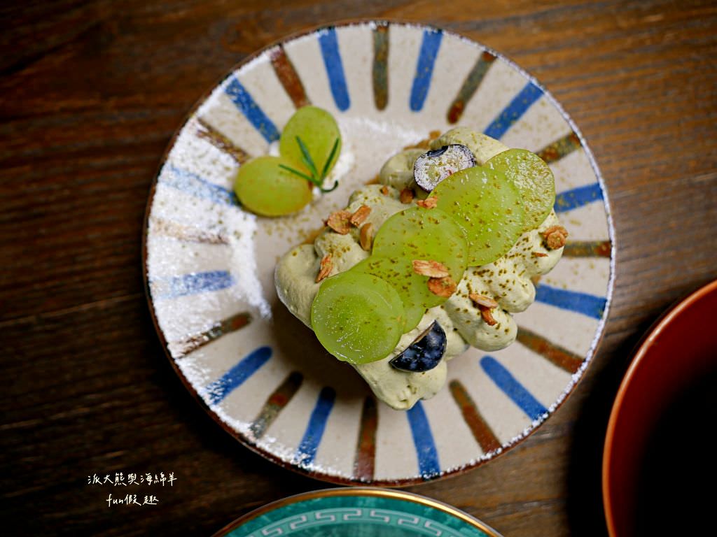 拾悅咖啡•Take Fun｜靜謐不限時的舒適空間，甜點與手沖咖啡的極致結合，來中興新村重拾喜悅並享受場輕工業風咖啡之旅！～111.3