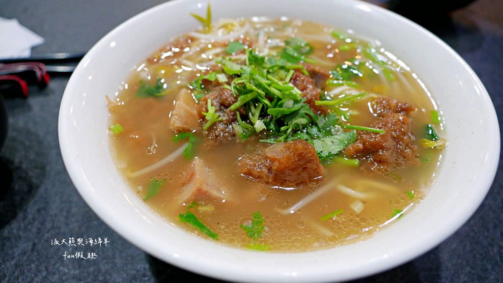 竹東排骨酥麵︱來新竹市區也能吃到竹東必吃美食排骨酥麵～開了3間店哦!