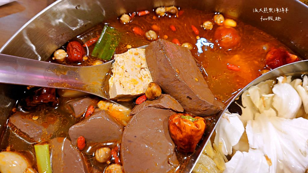 汕頭泉成沙茶火鍋中山總店︱連韓國瑜也難以抗拒的超過1甲子必吃高雄新興沙茶火鍋～創立於民國32年!