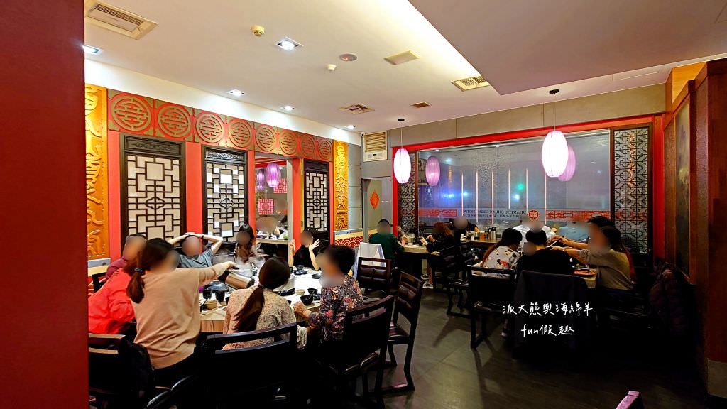 汕頭泉成沙茶火鍋中山總店︱連韓國瑜也難以抗拒的超過1甲子必吃高雄新興沙茶火鍋～創立於民國32年!