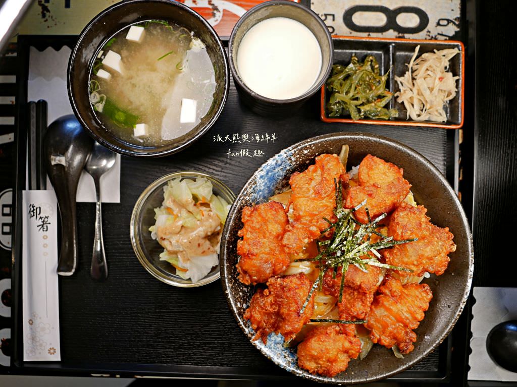 一喆日式料理︱來一喆尋找美食大秘寶，挑戰海王類香酥大魷魚，近南開科技大學的新興日式料理店，生魚片、壽司、定食一應俱全～2024年6月改為《伊賀食堂》