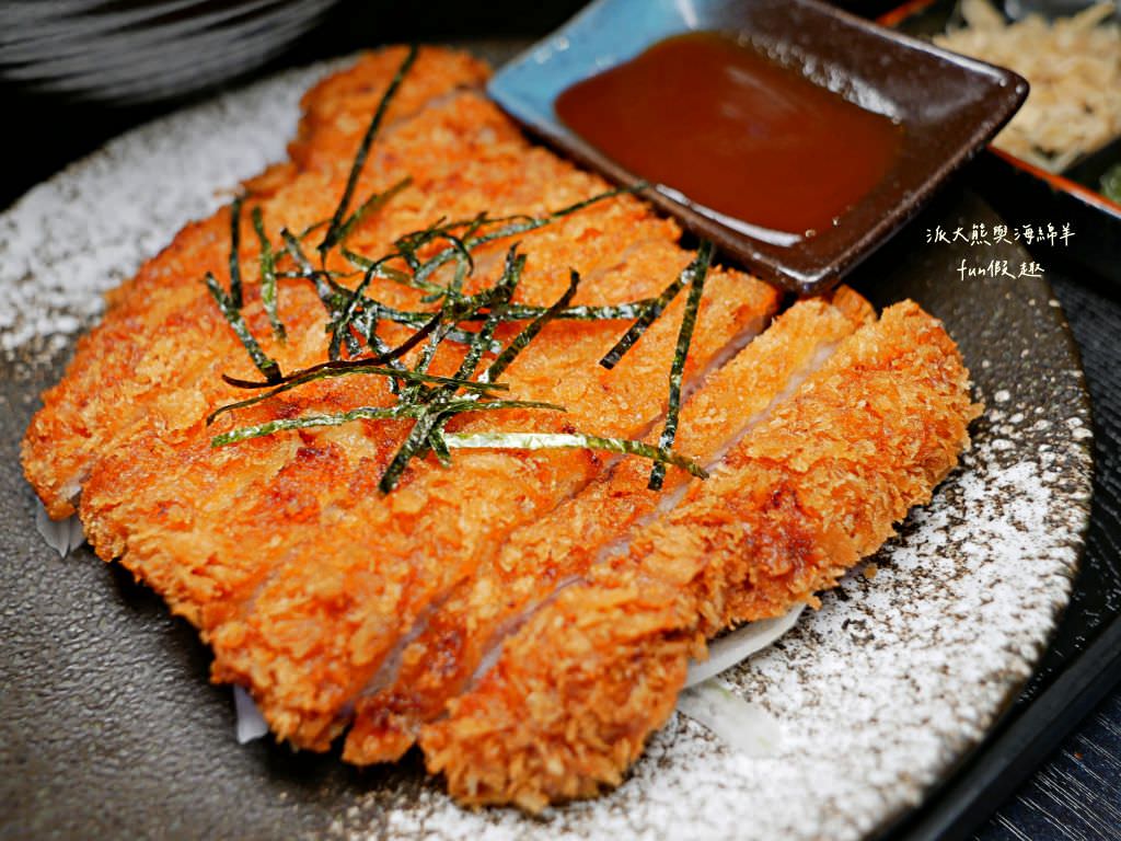 一喆日式料理︱來一喆尋找美食大秘寶，挑戰海王類香酥大魷魚，近南開科技大學的新興日式料理店，生魚片、壽司、定食一應俱全～2024年6月改為《伊賀食堂》