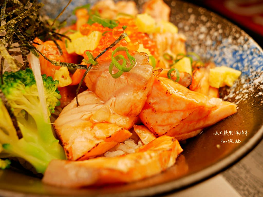 一喆日式料理︱來一喆尋找美食大秘寶，挑戰海王類香酥大魷魚，近南開科技大學的新興日式料理店，生魚片、壽司、定食一應俱全～2024年6月改為《伊賀食堂》