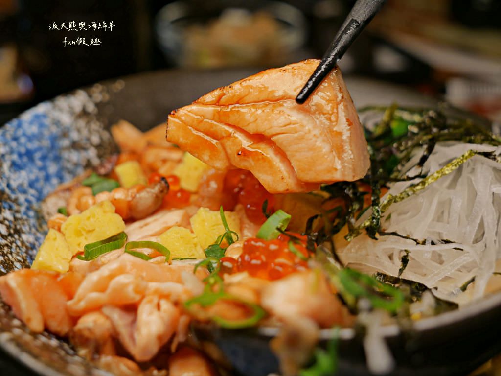 一喆日式料理︱來一喆尋找美食大秘寶，挑戰海王類香酥大魷魚，近南開科技大學的新興日式料理店，生魚片、壽司、定食一應俱全～2024年6月改為《伊賀食堂》