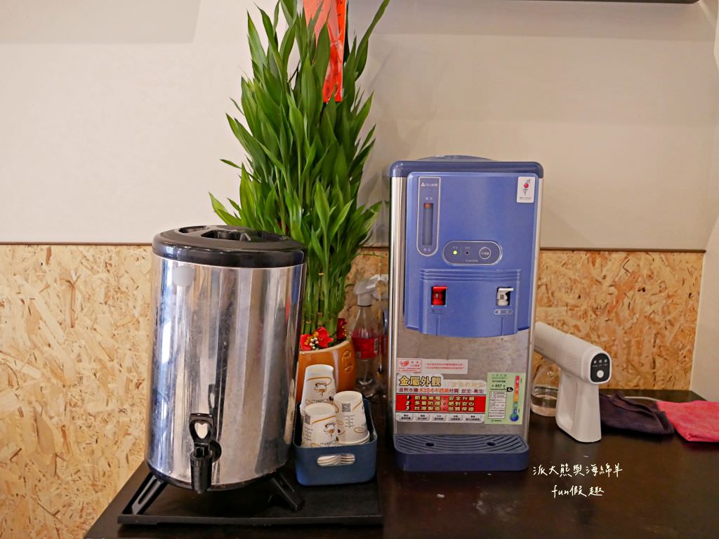 一喆日式料理︱來一喆尋找美食大秘寶，挑戰海王類香酥大魷魚，近南開科技大學的新興日式料理店，生魚片、壽司、定食一應俱全～2024年6月改為《伊賀食堂》