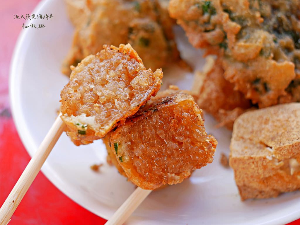 包葉扣仔嗲︱地瓜葉與鮮蚵的創新結合～”南投100碗”於113年獲得!中興新村裡的隱藏版蚵嗲炸物平價美食～