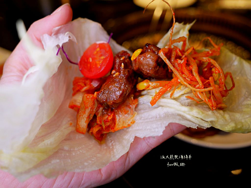 屋馬燒肉中友店︱臺中限定必吃的高性價比燒肉餐廳、讓人有賓至如歸般的優質服務，每到用餐時間必定大排人龍，在燒肉界可是有一席之地呢!～112