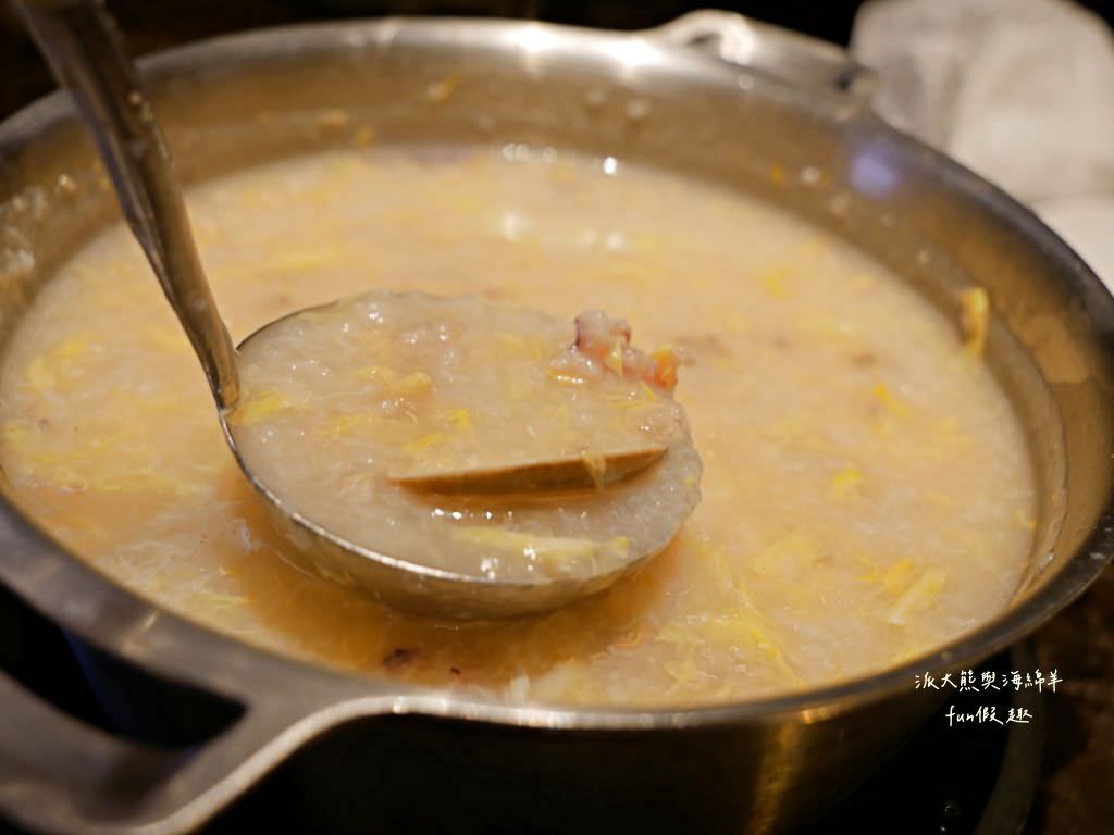 屋馬燒肉中友店︱臺中限定必吃的高性價比燒肉餐廳、讓人有賓至如歸般的優質服務，每到用餐時間必定大排人龍，在燒肉界可是有一席之地呢!～112