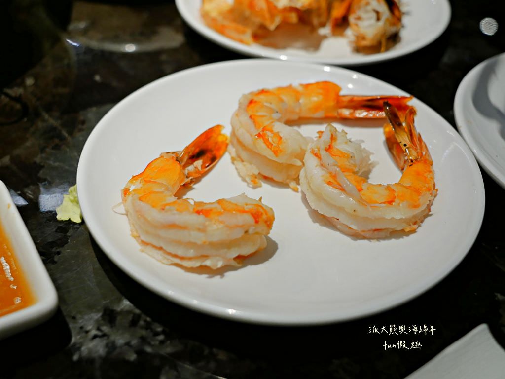 屋馬燒肉中友店︱臺中限定必吃的高性價比燒肉餐廳、讓人有賓至如歸般的優質服務，每到用餐時間必定大排人龍，在燒肉界可是有一席之地呢!～112