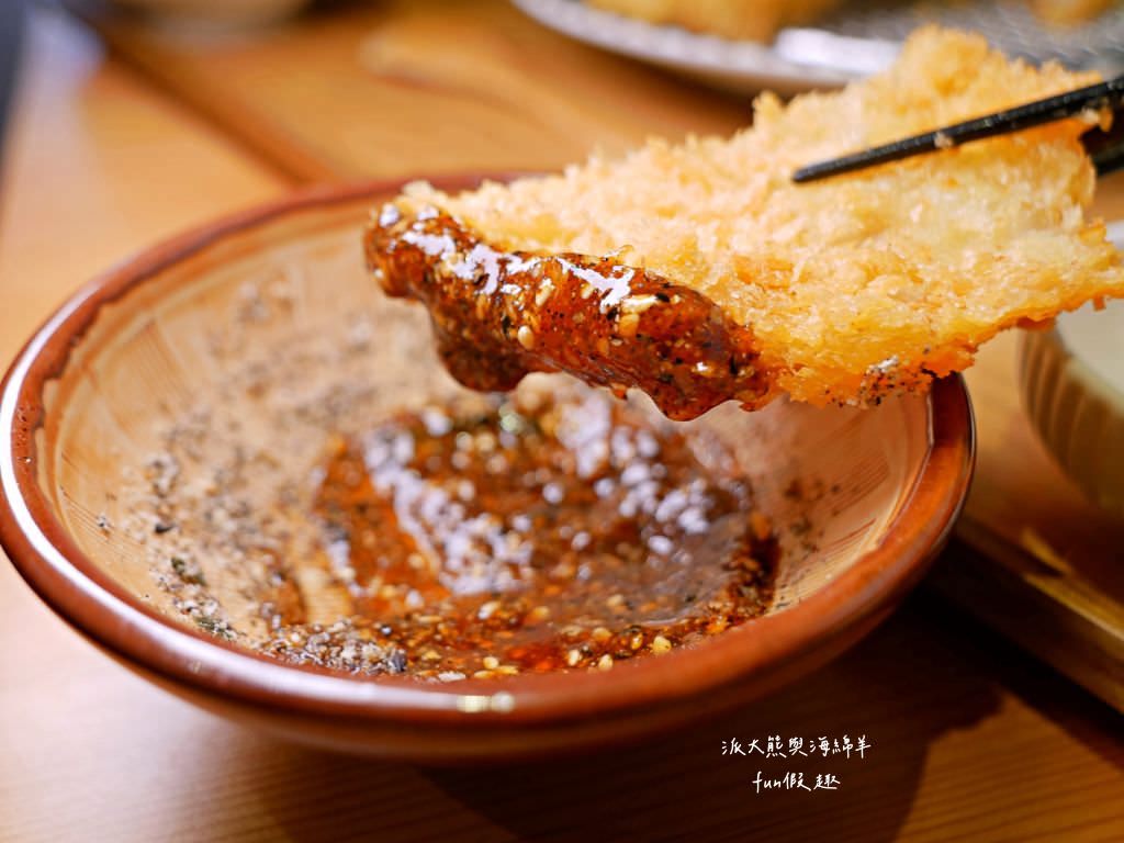 花旬定食HANA SHUN︱草屯最優質的日式豬排定食，來花旬品嚐酥脆炸物與美味甜點的絕妙組合，白飯、高麗菜絲、味噌湯均可免費續加～111.12開幕